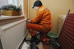 Как россиянам добиться бесплатной замены радиаторов отопления за счет управляющей компании