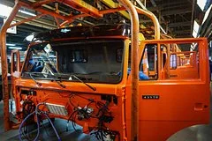 КамАЗ демонстрирует финансовое оздоровление сокращая чистый убыток на четверть