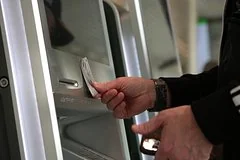 Банковский сектор России повышает ставки по краткосрочным вкладам для удержания клиентов