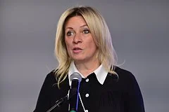 Мария Захарова резко осудила попытки переноса останков маршала Кожедуба