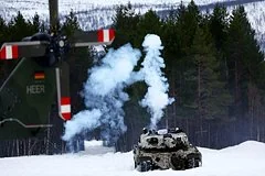 Мария Захарова заявила о росте геополитической конфронтации в Арктическом регионе
