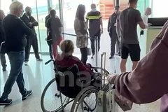 Пассажиры рейса Тбилиси-Москва остались без еды и воды после разворота самолета