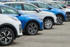 Масштабная ценовая перестройка российского автомобильного рынка в сентябре текущего года