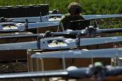 Масштабные атаки беспилотников на Севастополь привели к повреждению жилого сектора