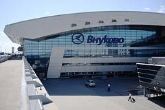 Масштабные сбои в работе московских аэропортов из-за временных ограничений полетов
