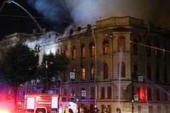 Масштабный пожар уничтожил исторический особняк Миллера в центре Санкт-Петербурга