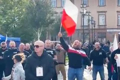 Массовые протесты в польском Ярославе после кровавого нападения на священников