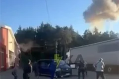 Удар беспилотника по украинскому контрольно-пропускному пункту Ягодин на границе с Польшей