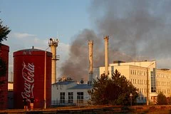 Удар по заводу Coca-Cola под Киевом: Зеленский заявил о политическом сигнале США