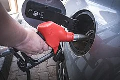Дефицит топлива в Крыму: Сергей Аксенов объяснил причины отсутствия снижения цен