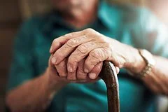 Секреты долголетия 106-летнего китайца: необычный режим и философия спокойствия