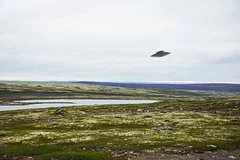 Пентагон представил масштабный архив рассекреченных данных о наблюдениях НЛО