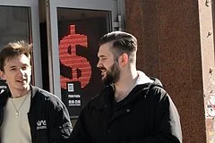 Центральный банк России снизил официальные курсы доллара и евро на предстоящую неделю