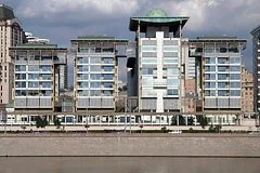 Депутат Госдумы Андрей Луговой призвал закрыть британское посольство в Москве