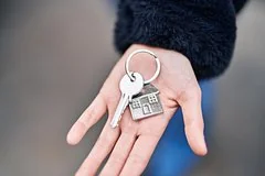 Депутат Госдумы предупредил россиян о сезонном росте цен на аренду жилья