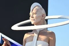 Певица Глюкоза шокировала поклонников откровенной фотосессией для модного бренда