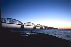 Угроза масштабного паводка на Амуре: Комсомольск-на-Амуре готовится к критическому подъему воды
