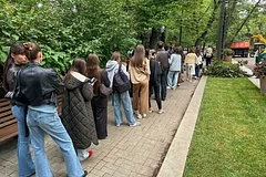 Цифровой разрыв: почему россияне стали терять терпение в очередях и офлайн-сервисах