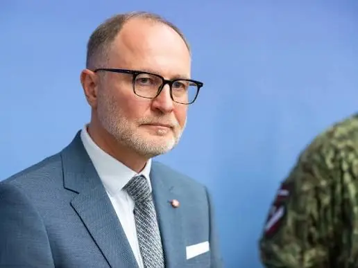 Министр обороны Латвии Андрис Спрудс уходит в отставку после падения двух беспилотников под Резекне