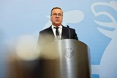 Министр обороны Германии Борис Писториус предупредил о подготовке России к новым конфликтам