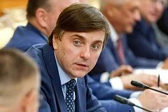 Министр просвещения призвал заменить школьную подготовку в детских садах игрой
