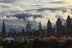 Синоптики предупредили жителей Москвы и Подмосковья о локальных дождях во вторник