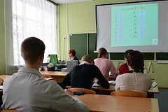 Минпросвещения России существенно увеличивает учебную нагрузку для учащихся старших классов