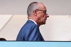 Кирилл Дмитриев назвал провал ХДС на выборах в Германии историческим унижением Мерца