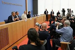 Системный кризис Германии: почему партия Мерца потерпела сокрушительное поражение