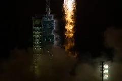 Китай укрепляет космическое превосходство путем запуска новой группы спутников SatNet