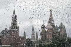 Жителей Москвы ожидает аномальное потепление и резкий скачок атмосферного давления