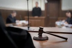 Скандальный блогер из Елизово арестован на два месяца за дебош