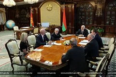 Эксперты расценивают визит спецпосланника США в Минск как попытку раскола