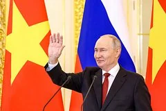 Владимир Путин анонсировал введение безвизового режима для граждан Вьетнама