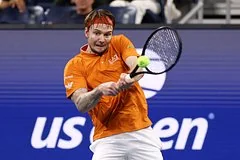 Александр Бублик уверенно преодолел первый круг US Open обыграв Джеффри Вулфа