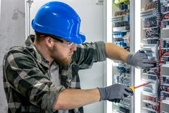 Аналитики назвали самые востребованные и высокооплачиваемые профессии в России