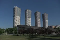 Аномальное тепло уходит из Москвы: метеорологи прогнозируют резкое изменение погоды