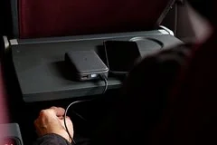 Инцидент на борту KLM: пауэрбанк экс-министра транспорта Нидерландов вызвал пожар