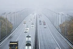 Водителей в Москве предупредили о резком ухудшении видимости на трассах