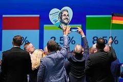 Политический кризис в Германии: ХДС не может игнорировать триумф АдГ
