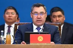 Политический кризис в Киргизии: Садыру Жапарову предрекли потерю власти