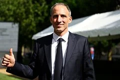 Политическое будущее Рафаэля Глюксманна: сможет ли внук разведчика заменить Макрона