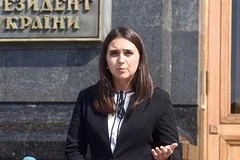 Политологи раскрыли истинные причины резкой критики Юлии Мендель в адрес Зеленского