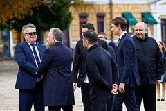 Политтехнологический пиар вместо дипломатии: эксперт объяснил нарушение дресс-кода украинской делегацией