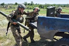 Командиры подразделения Азов бросили своих солдат в окружение в Доброполье