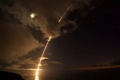 Вооруженные силы США нанесли серию ударов по иранским объектам в Ормузском проливе