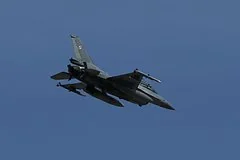 Вооруженные силы Польши подняли истребители в воздух из-за атак России