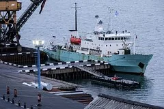 Россия требует немедленного освобождения судна Профессор Молчанов на Шпицбергене
