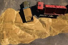 Российские аграрии собрали 120 миллионов тонн зерна на фоне логистических вызовов