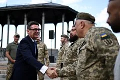 Российские эксперты назвали план Великобритании по размещению войск провокацией